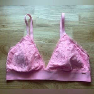 PINK VS Bralette 2 for $22 ❇️